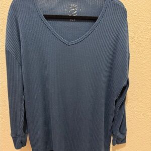 Ribbed V-Neck Long Sleeve Top
